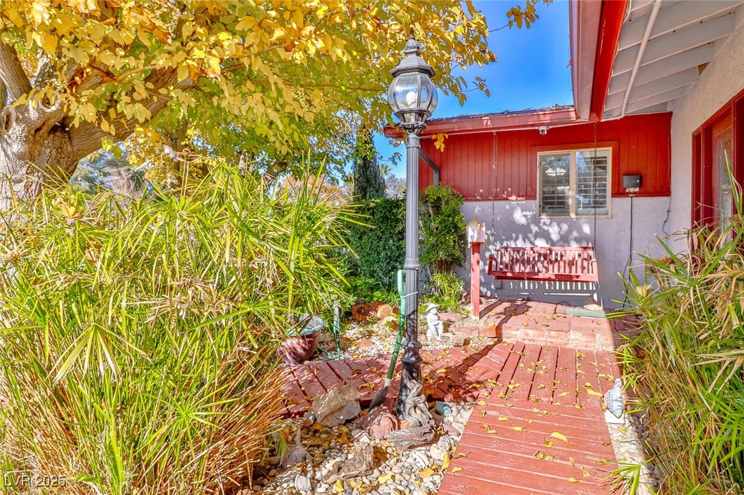 1512 Inverness Avenue