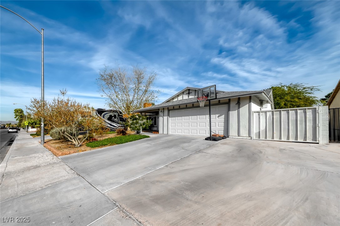 5270 Burnham Avenue