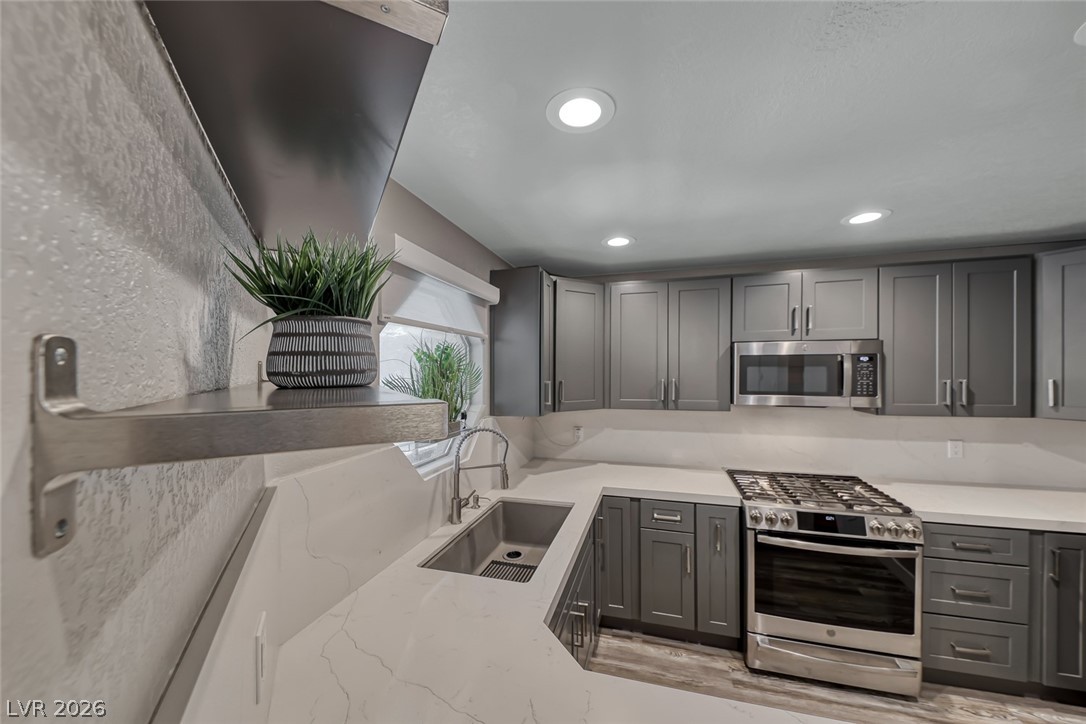 5018 South Rainbow Boulevard 202