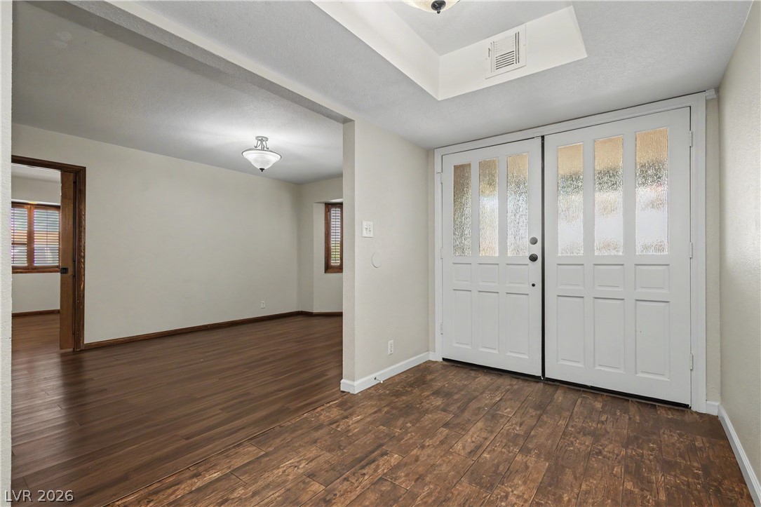 6908 Kinkenon Drive