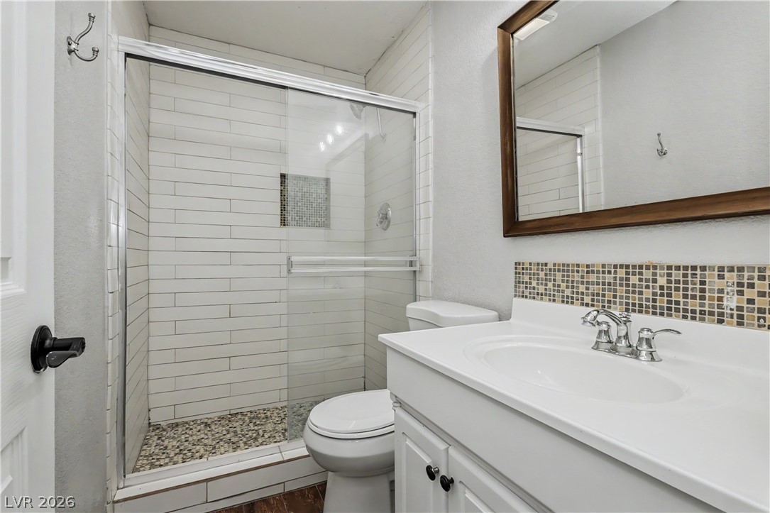 6908 Kinkenon Drive