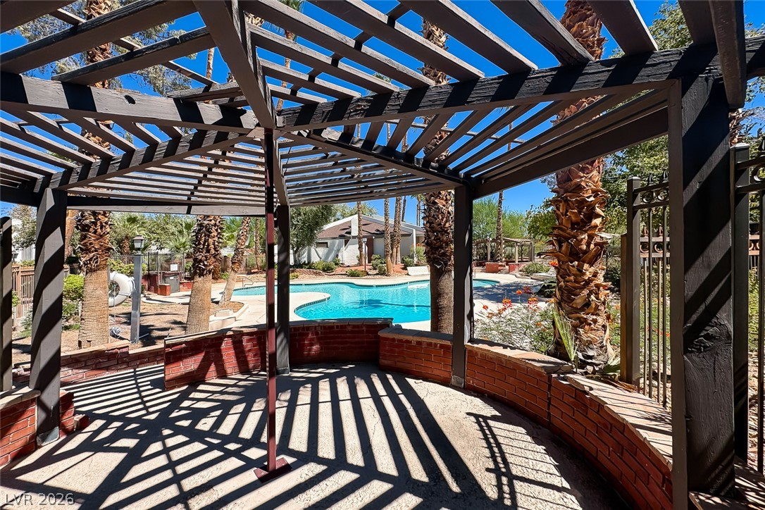 572 Willow Green Drive