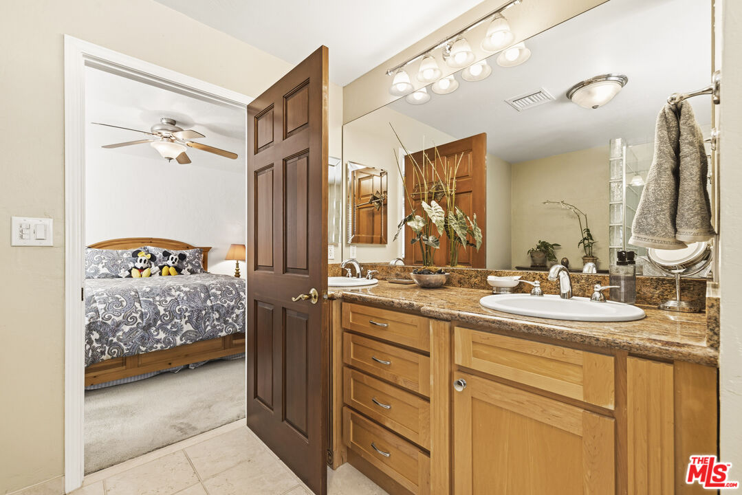 51 Flintlock Ln