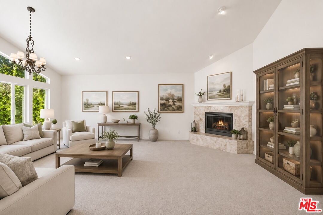 51 Flintlock Ln