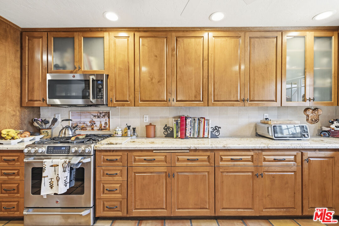 51 Flintlock Ln