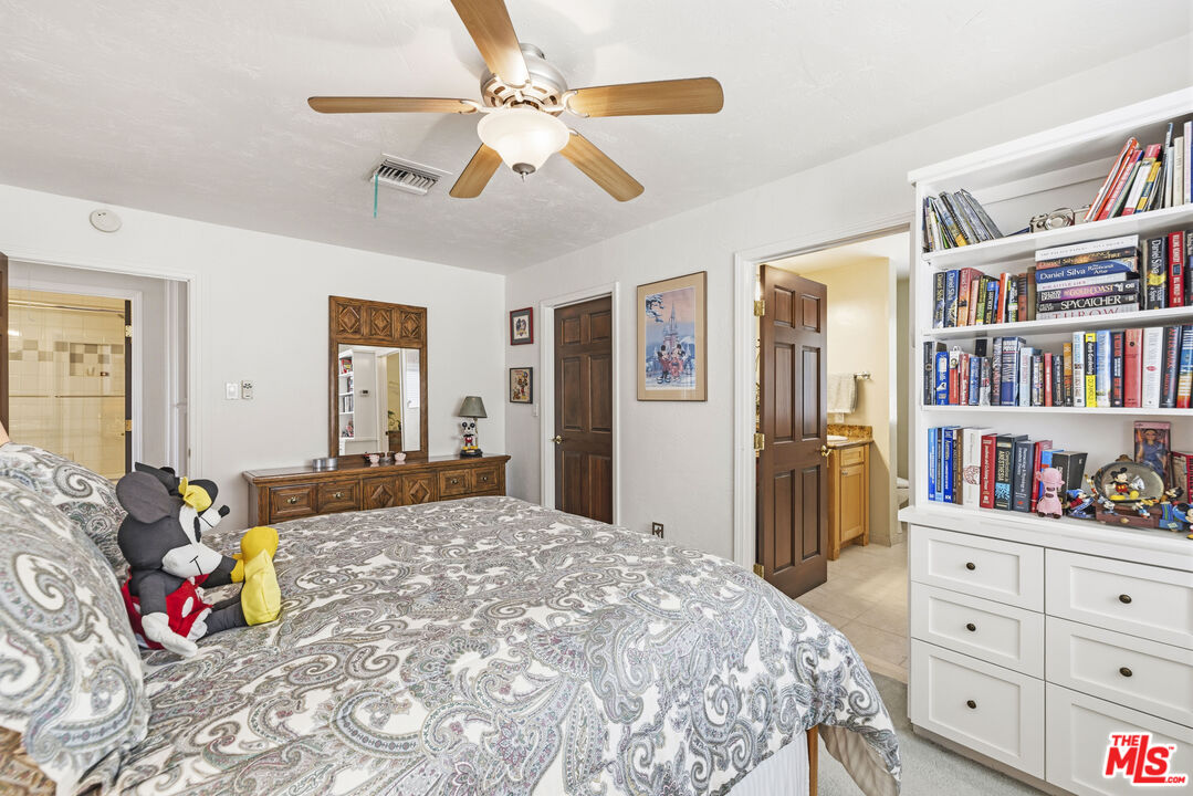51 Flintlock Ln