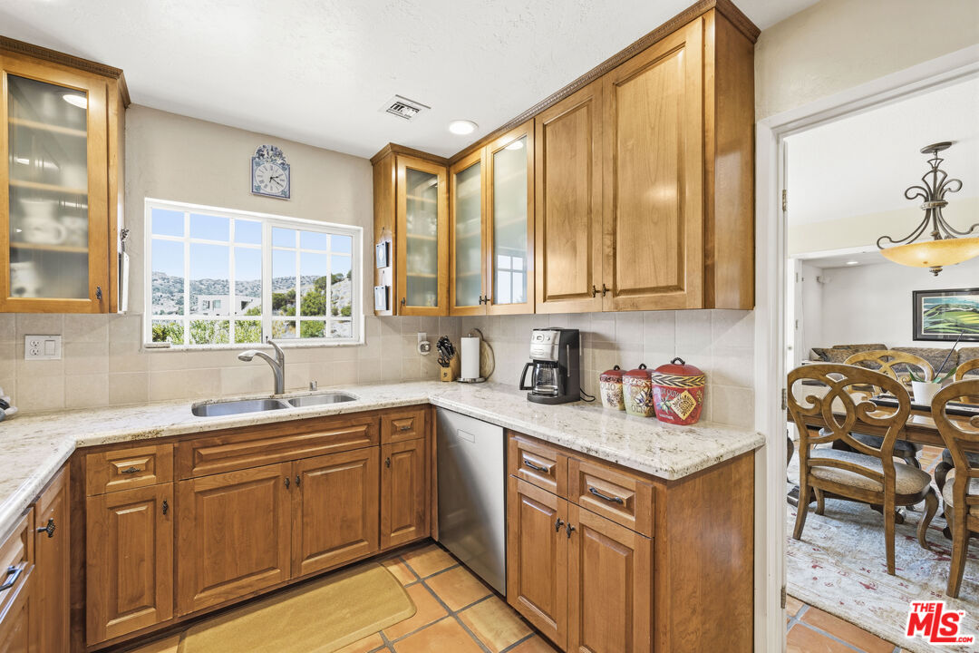 51 Flintlock Ln