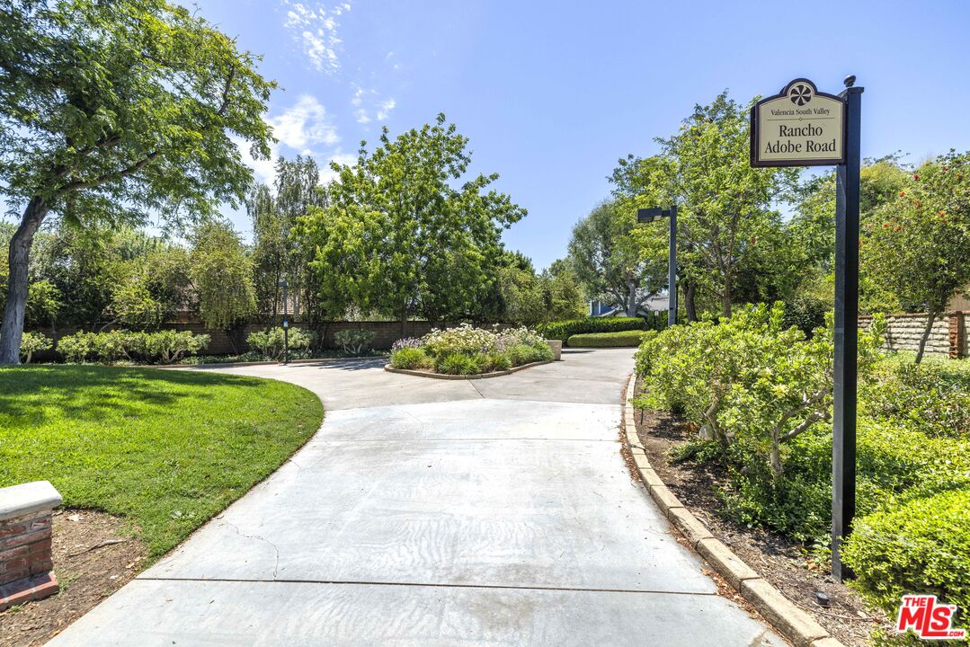 25601 Rancho Adobe Rd