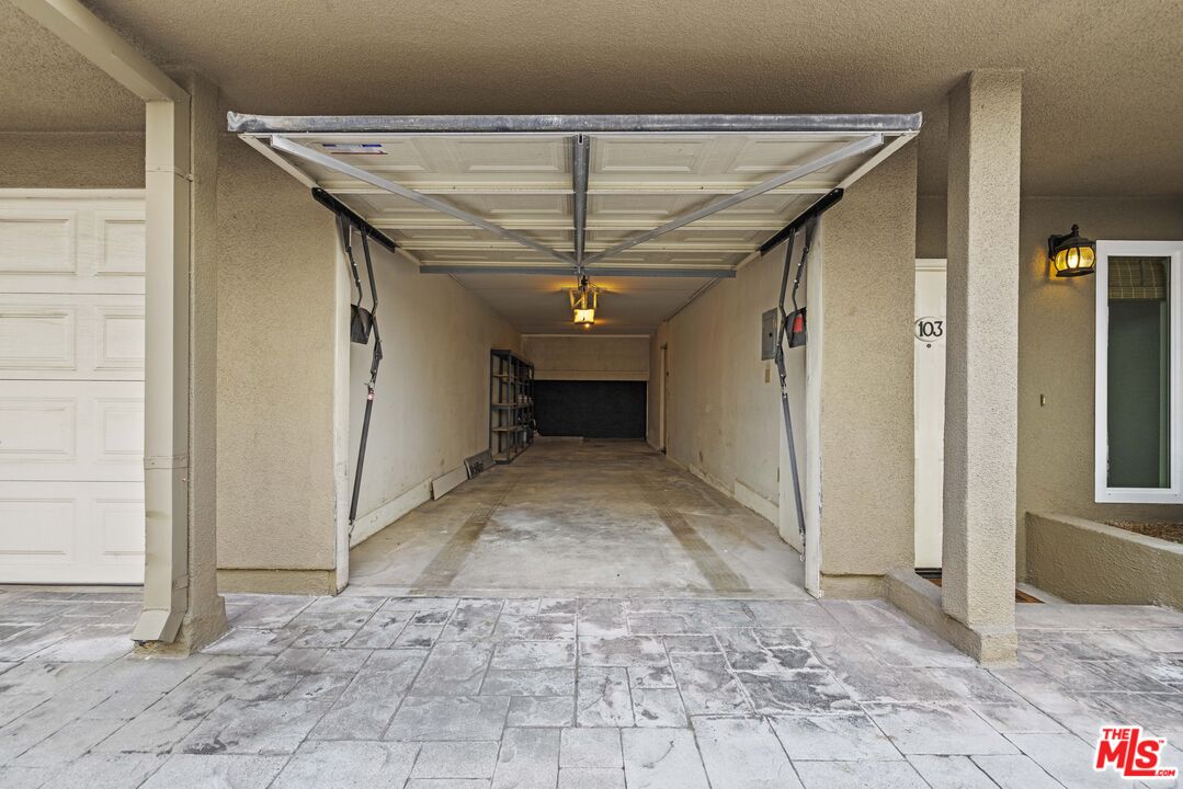 4164 Tujunga Ave Unit: 103