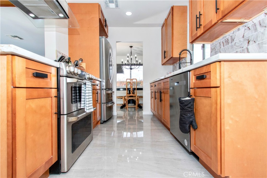 73973 Playa Vista Drive