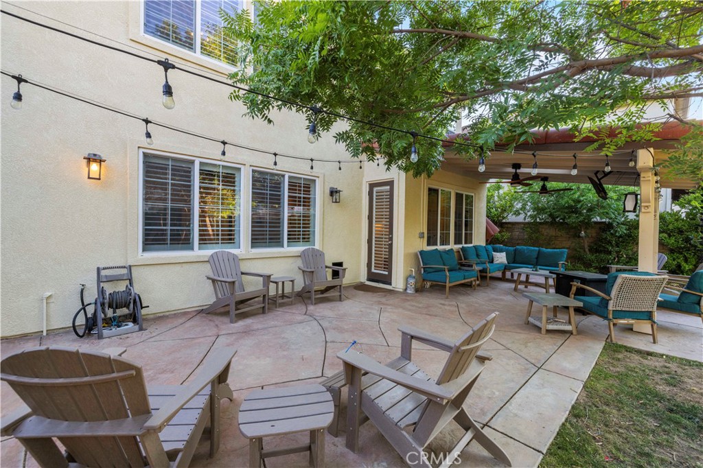 24303 Las Palmas Street