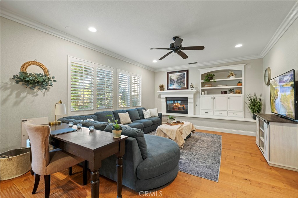 24303 Las Palmas Street