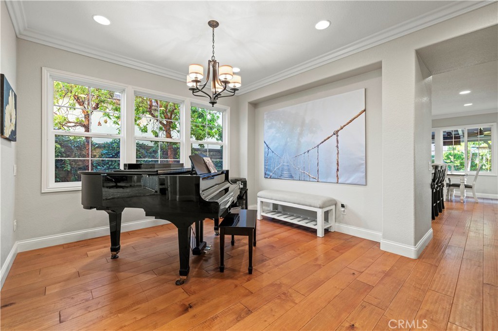 24303 Las Palmas Street