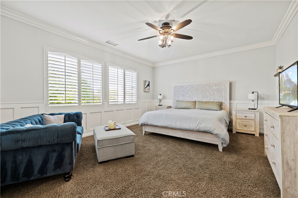 24303 Las Palmas Street