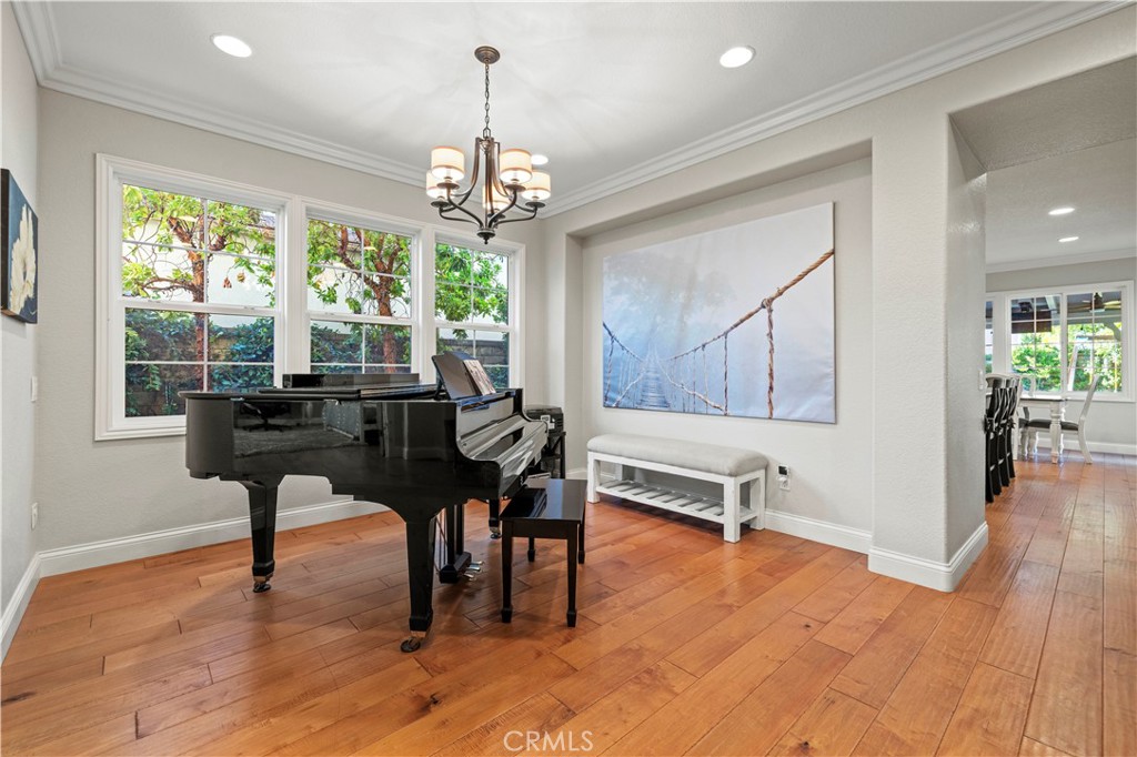 24303 Las Palmas Street