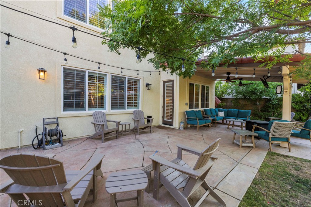 24303 Las Palmas Street