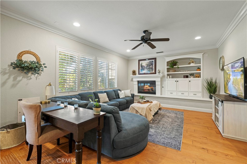 24303 Las Palmas Street