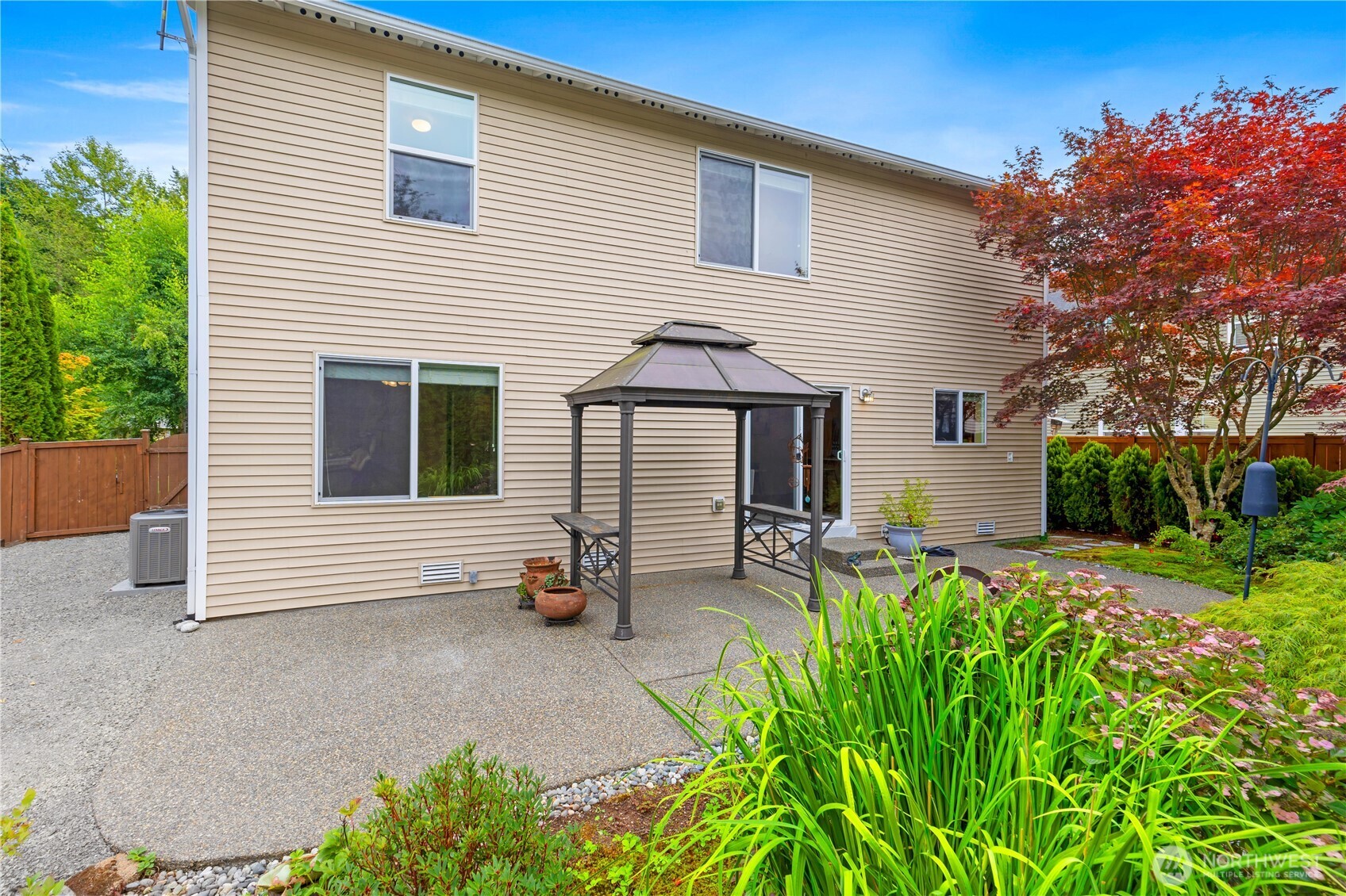 14022 Flossmoor Lane SE