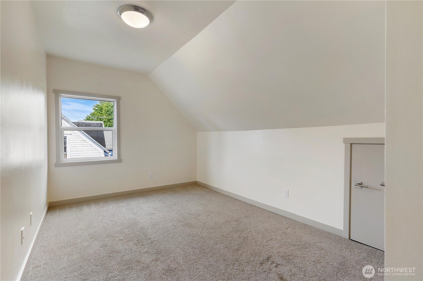 319 Short Columbia Street