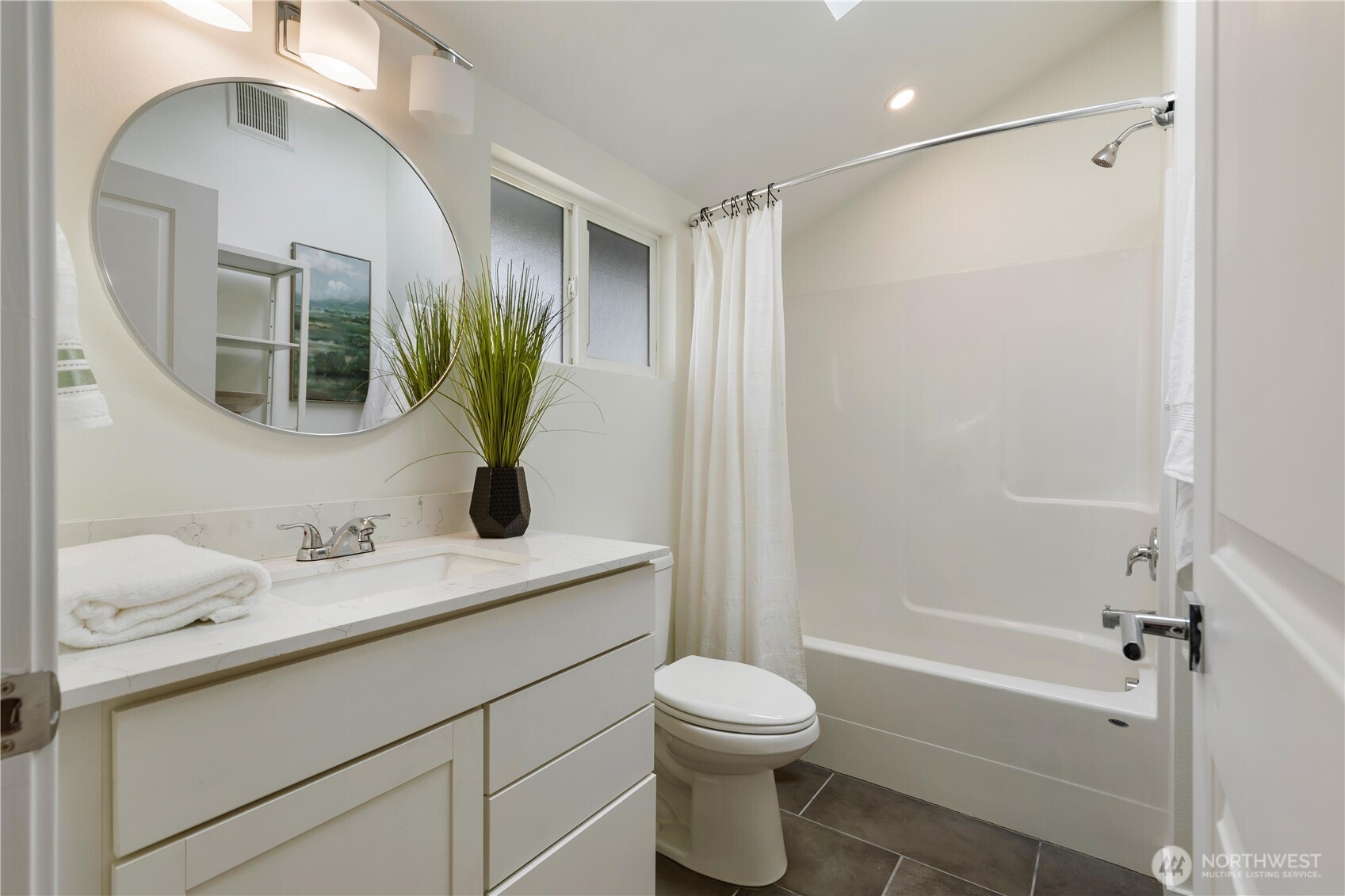 319 Short Columbia Street