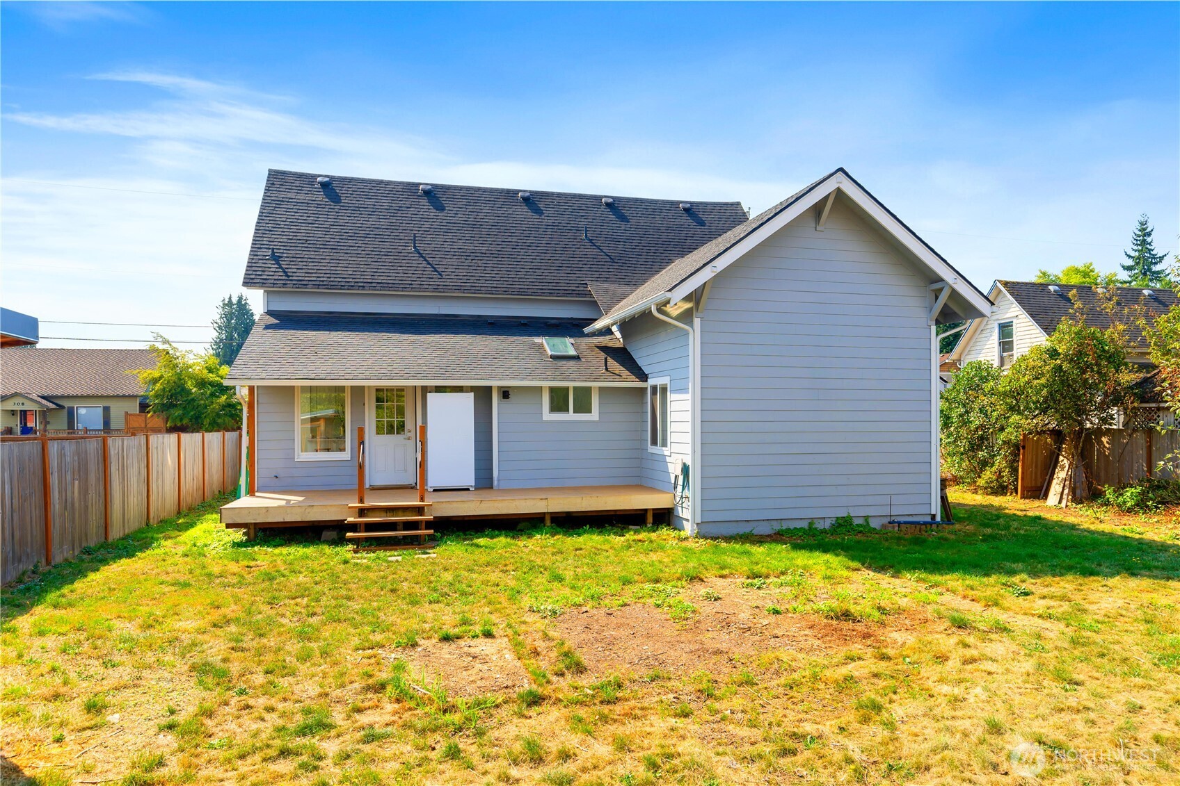 319 Short Columbia Street