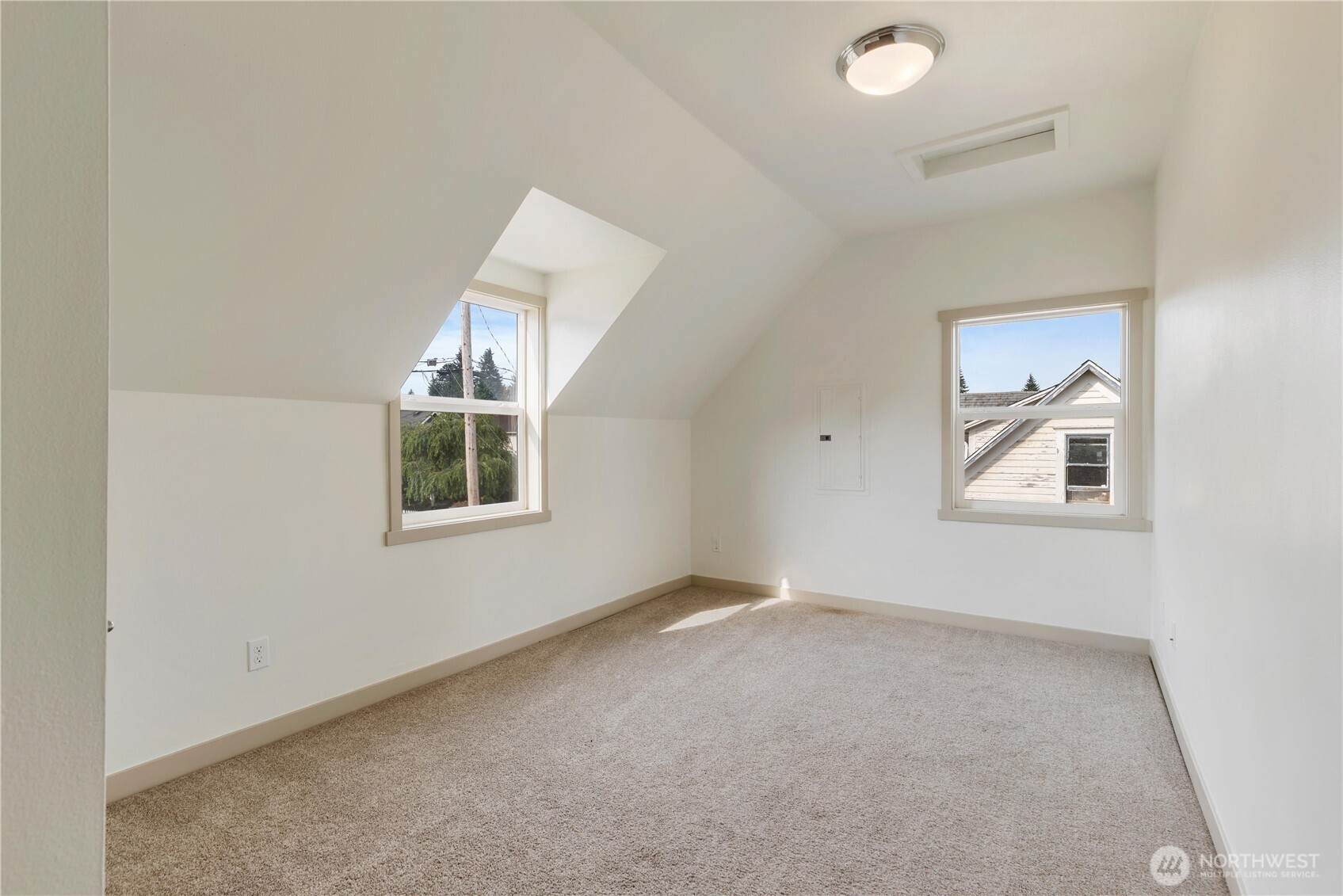 319 Short Columbia Street