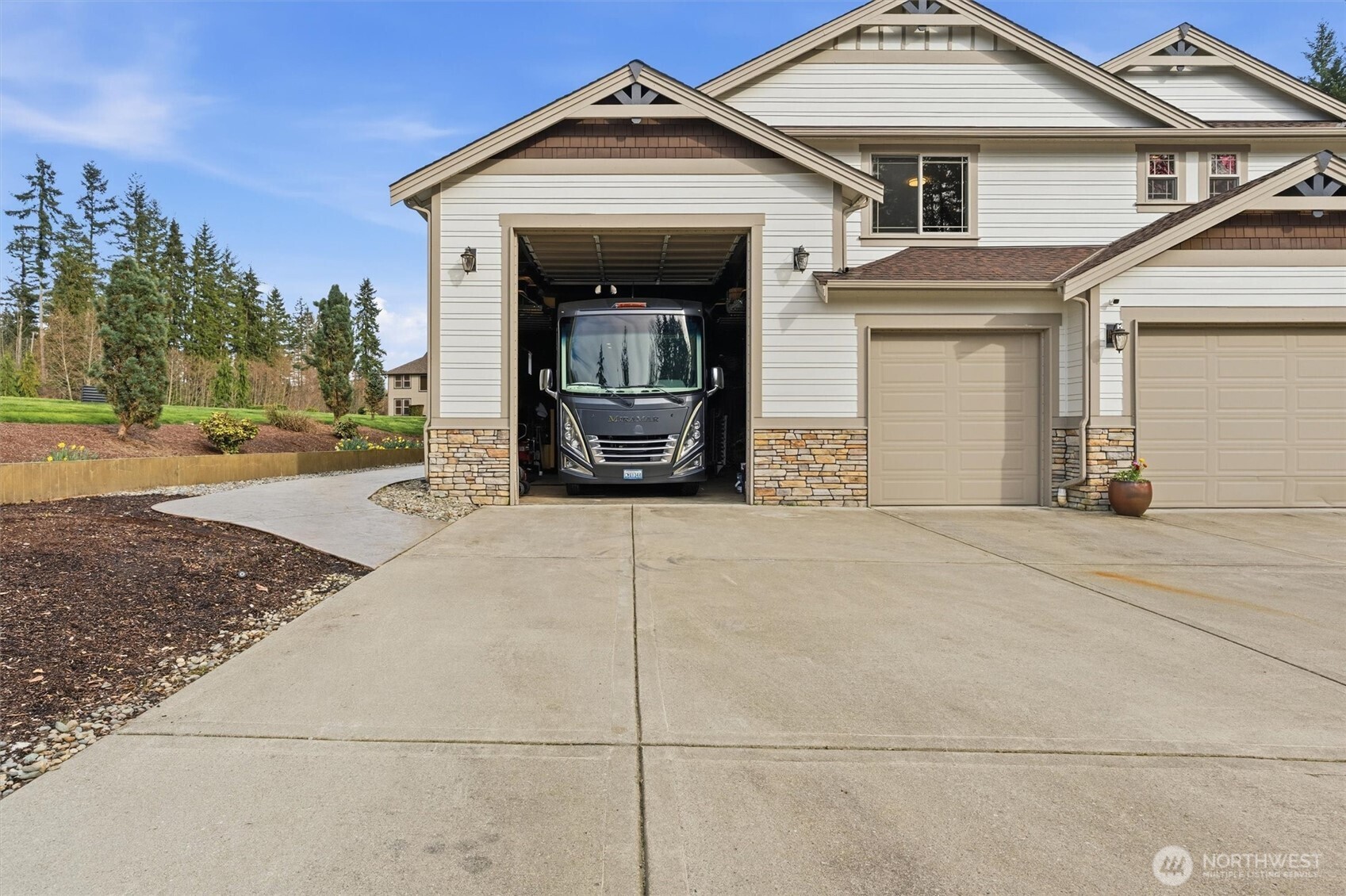 10904 137th Avenue NE