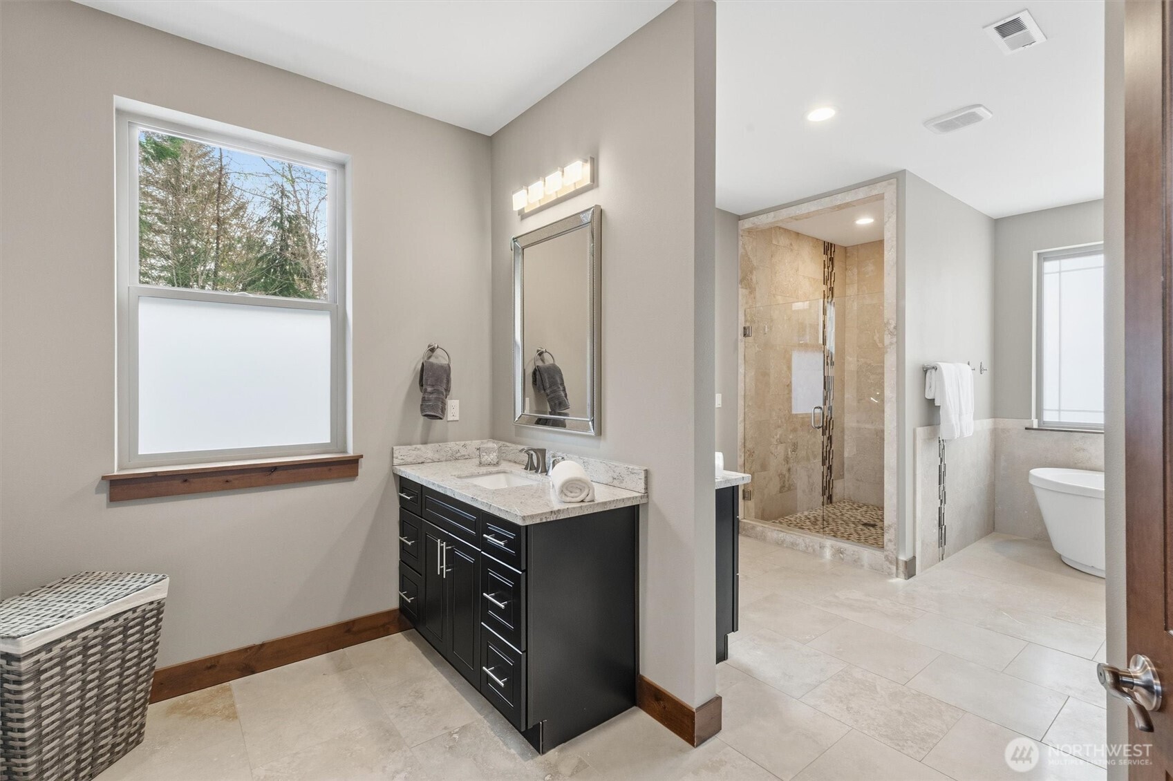 10904 137th Avenue NE