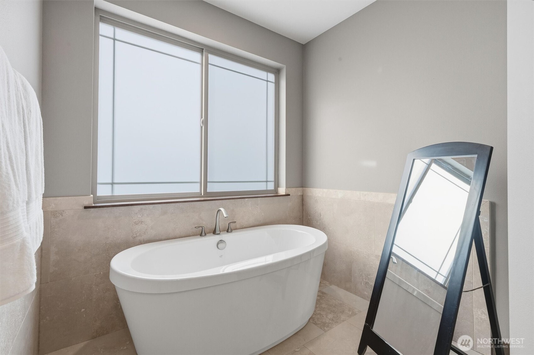 10904 137th Avenue NE