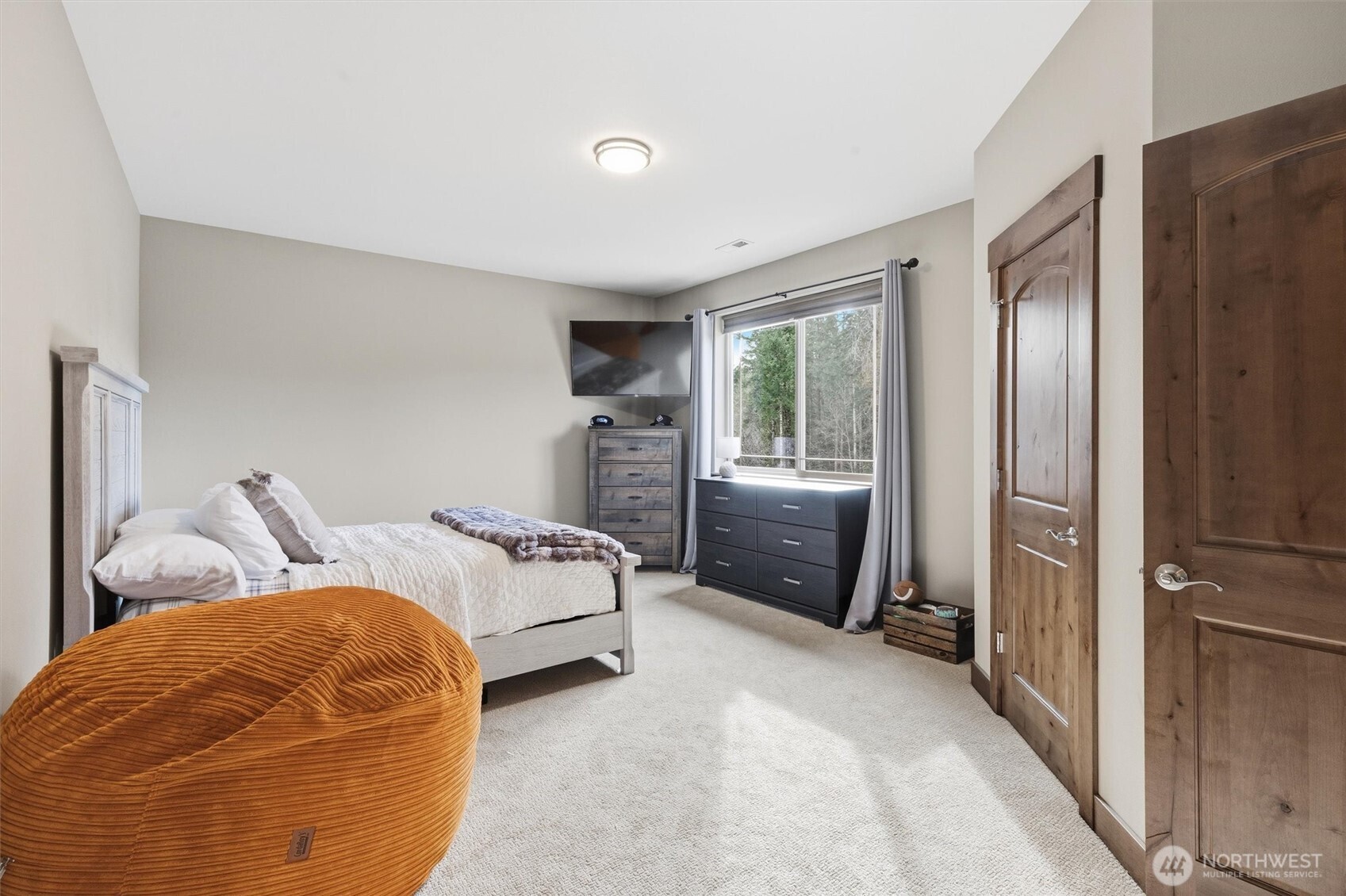 10904 137th Avenue NE