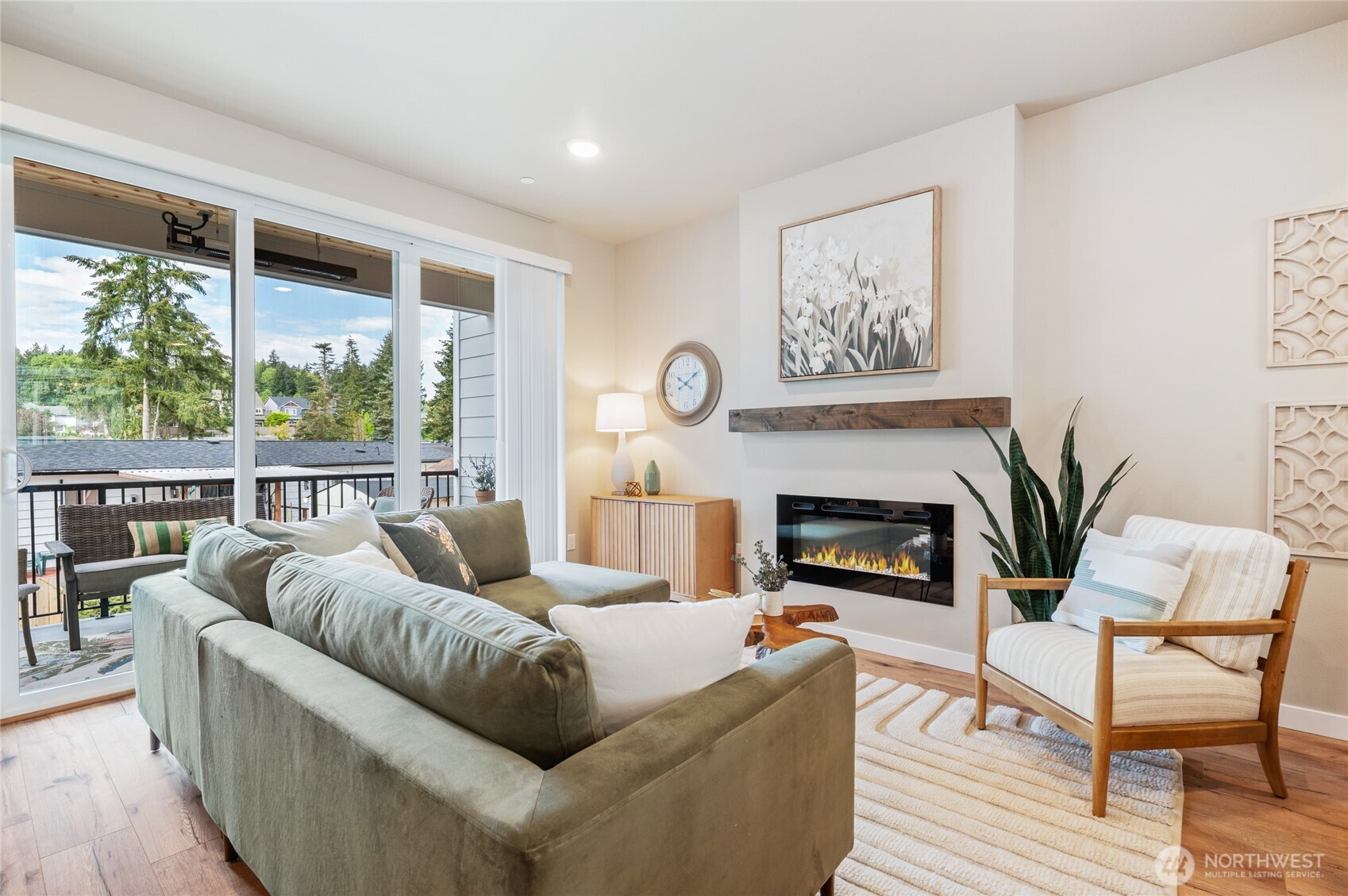 1322 194th Street SE Unit: B4