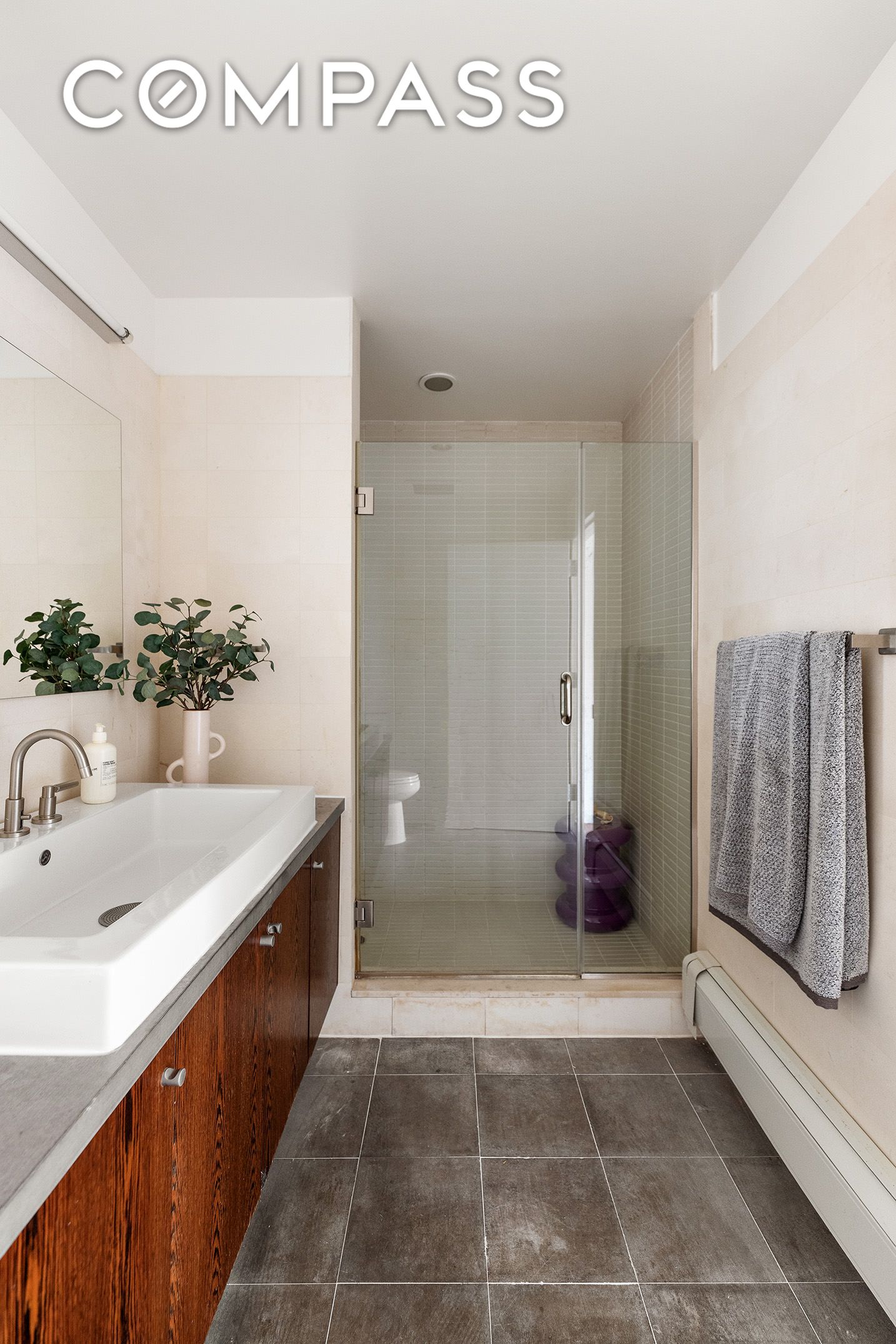 26 Broadway 301