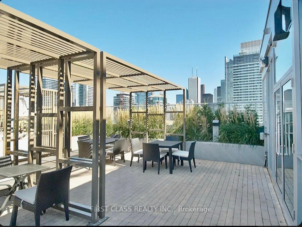 #319 - 352 Front Street, Toronto Unit: 319