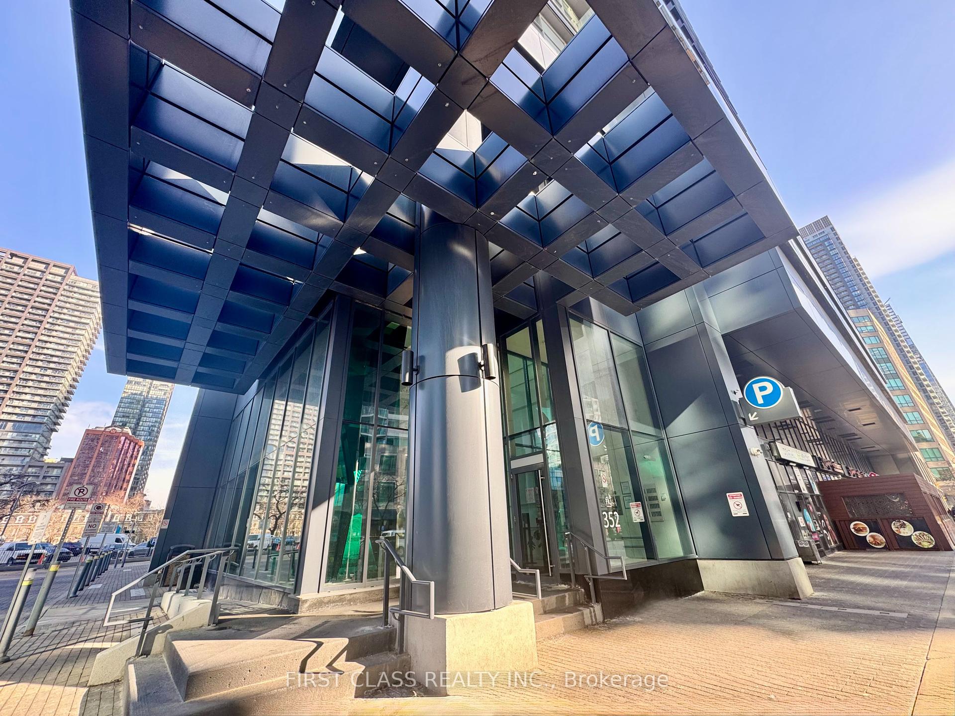 #319 - 352 Front Street, Toronto Unit: 319