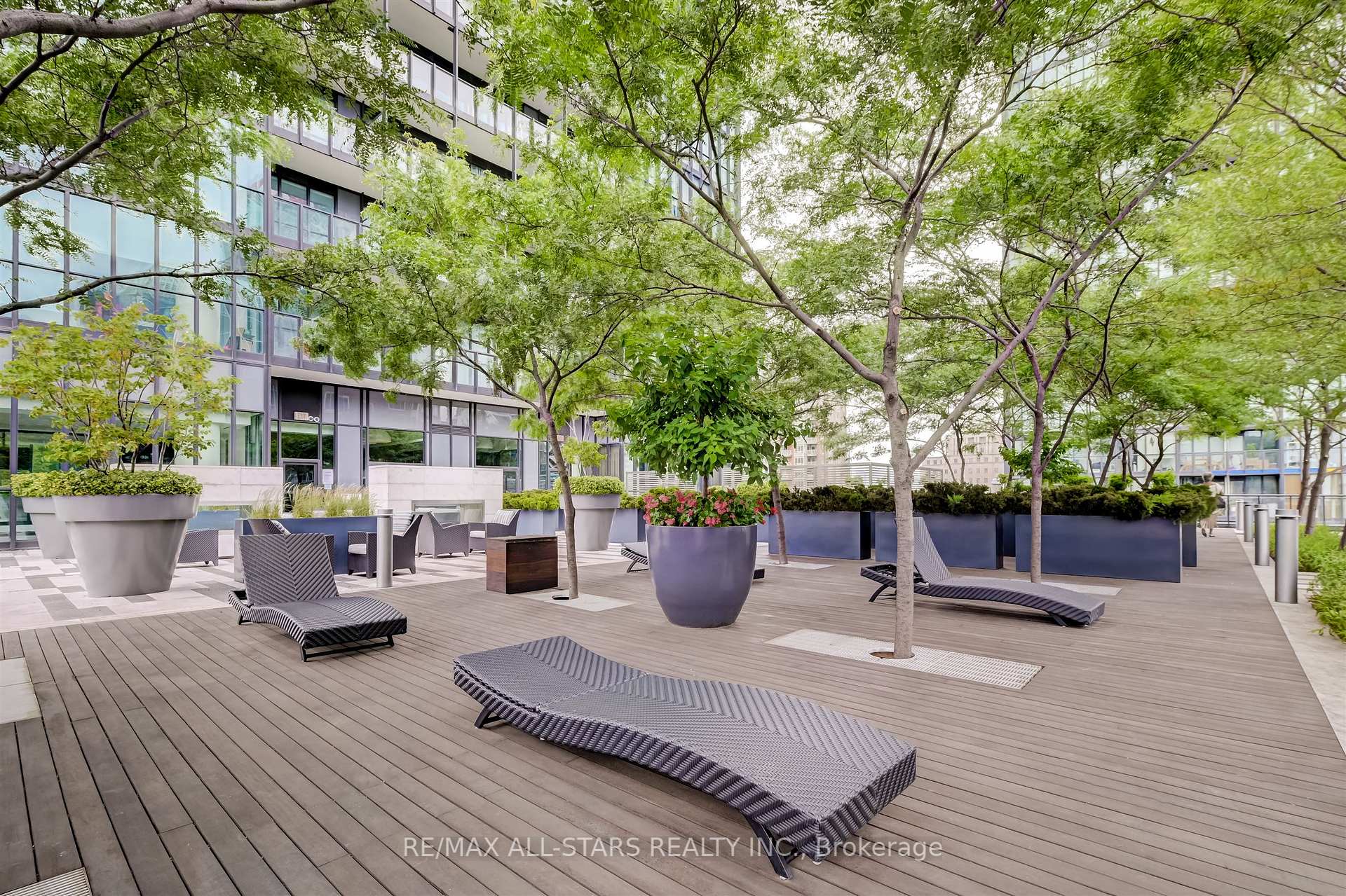101 Charles Street E 803, Toronto C08 Unit: 803