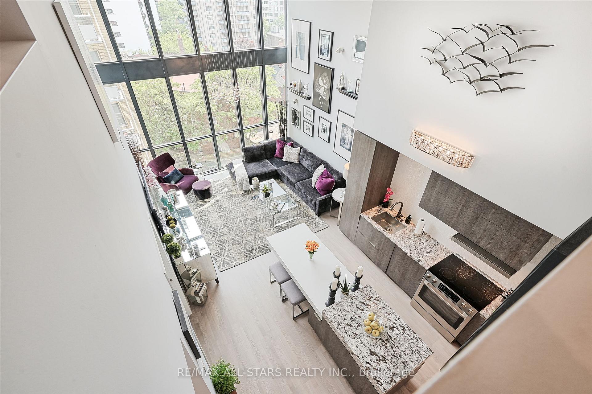 101 Charles Street E 803, Toronto C08 Unit: 803