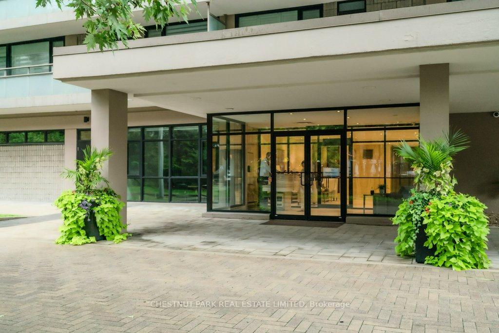 66 Collier Street 9C, Toronto C09 Unit: 9C