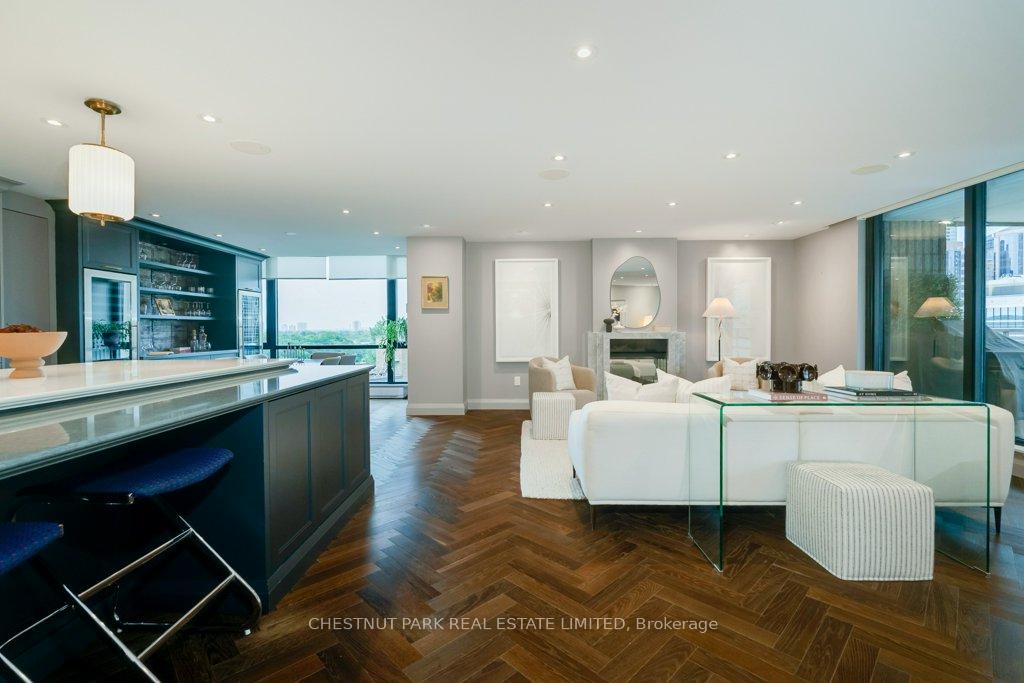 66 Collier Street 9C, Toronto C09 Unit: 9C