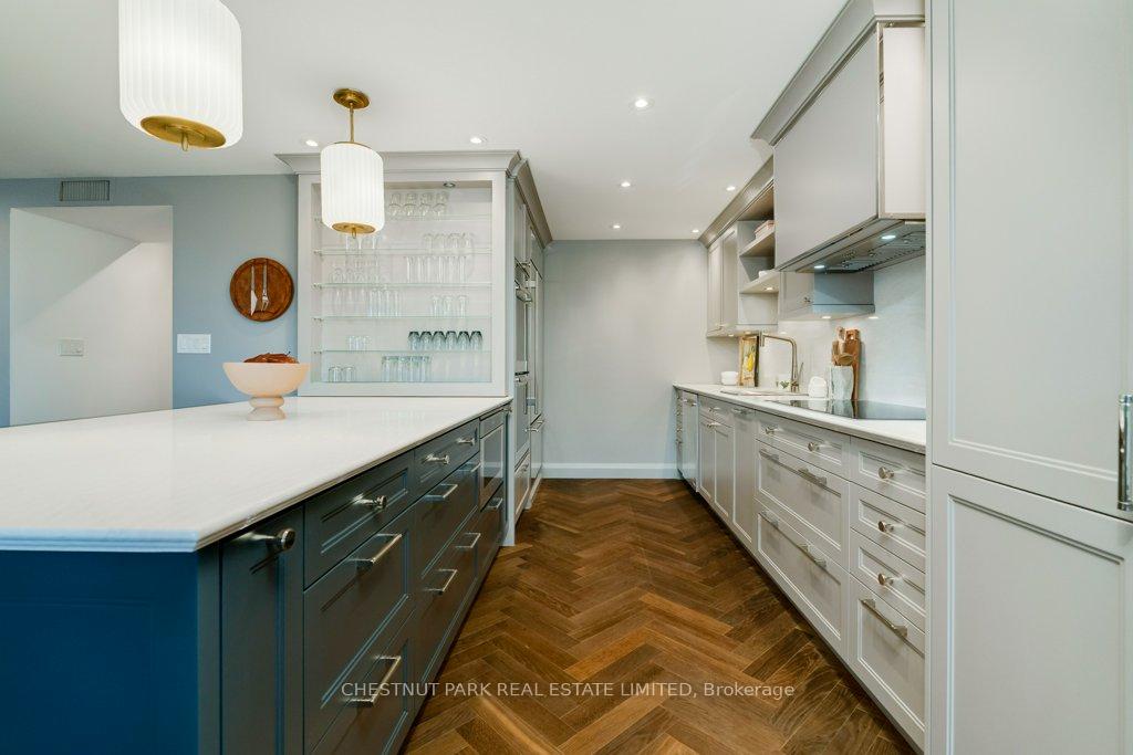 66 Collier Street 9C, Toronto C09 Unit: 9C