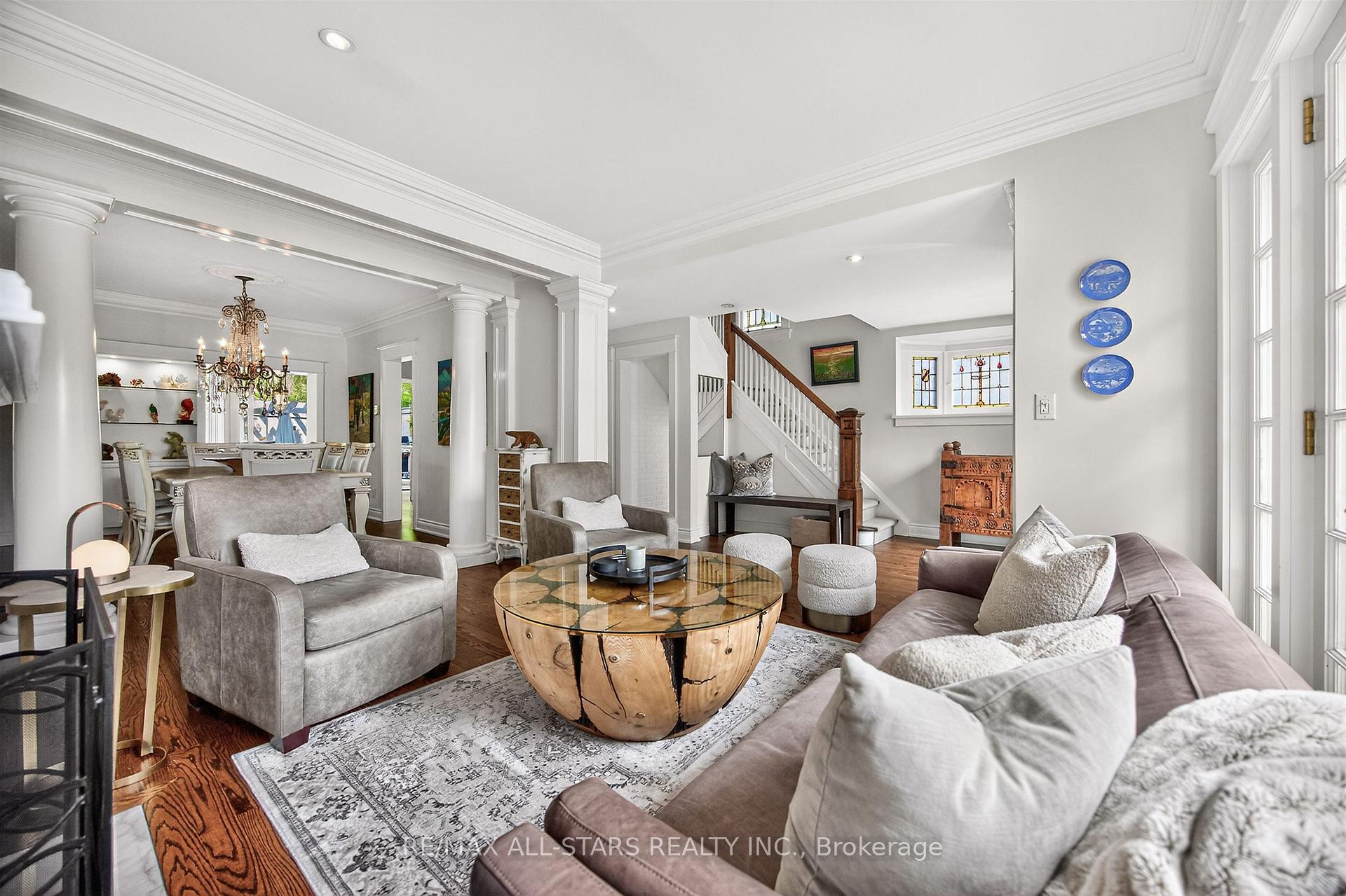 30 Edgewood Crescent, Toronto