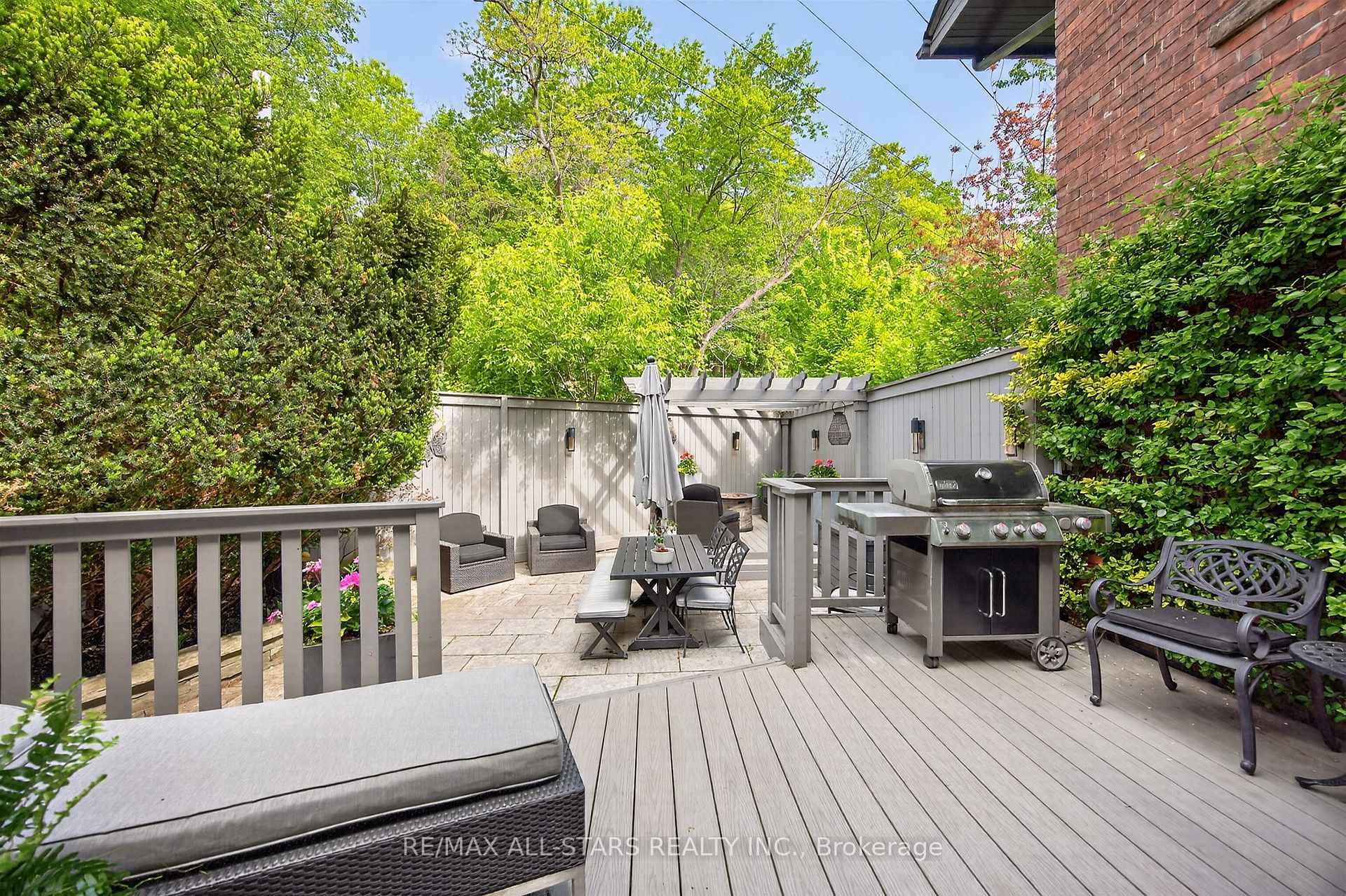 30 Edgewood Crescent, Toronto