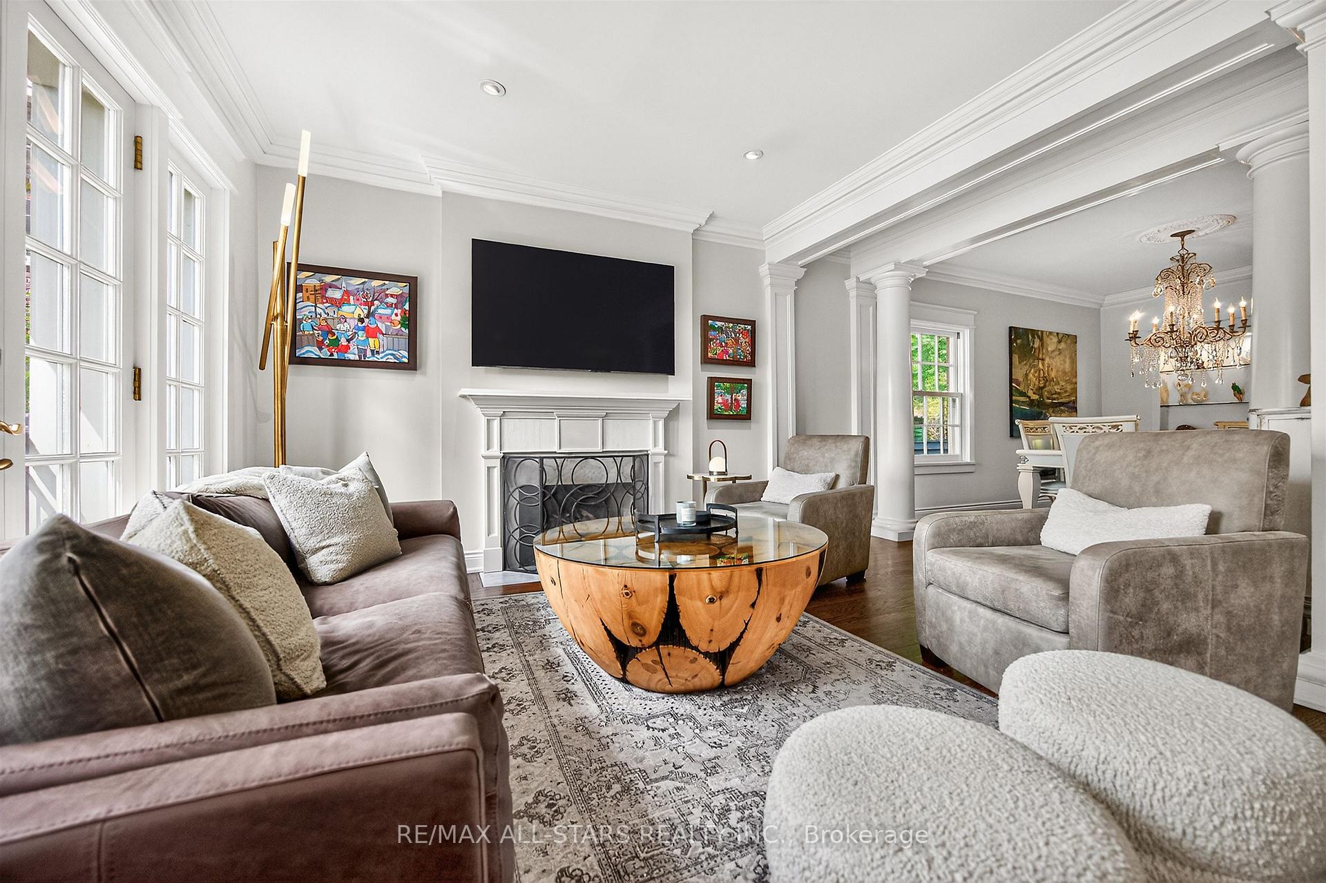 30 Edgewood Crescent, Toronto
