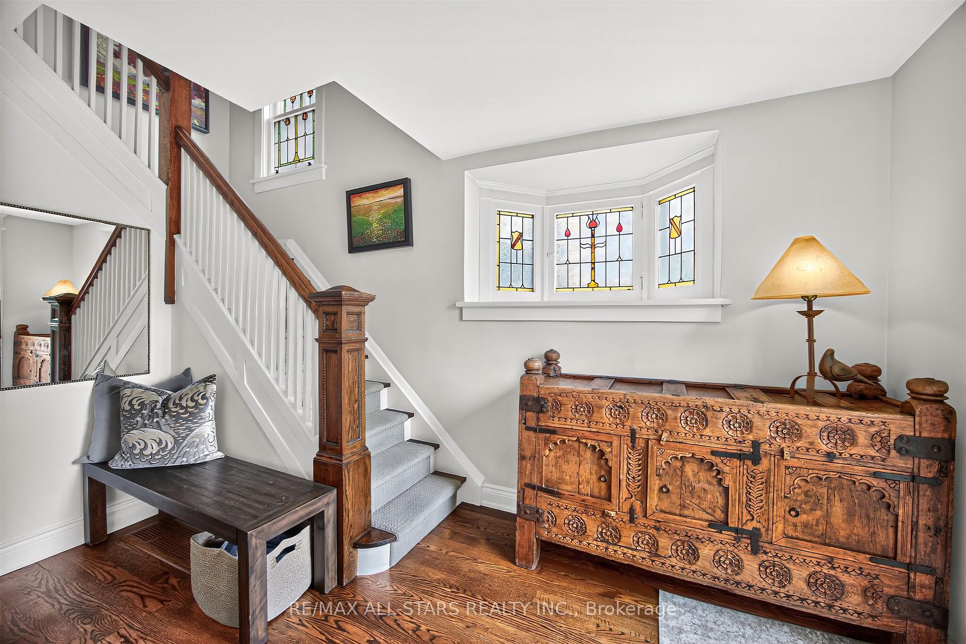 30 Edgewood Crescent, Toronto