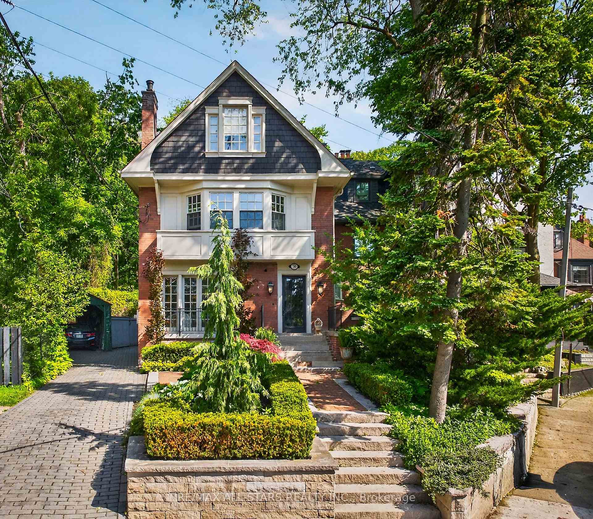 30 Edgewood Crescent, Toronto