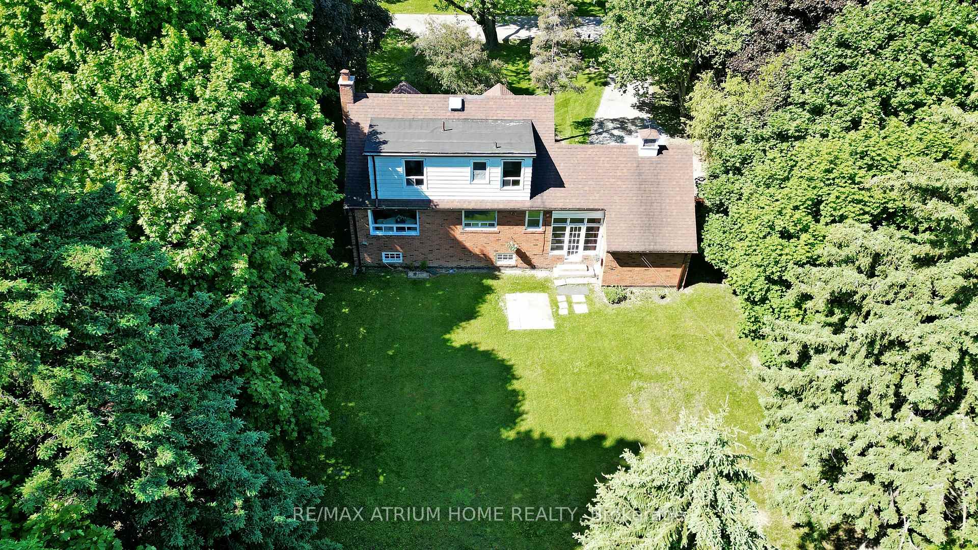 53 Pine Ridge Drive, Toronto