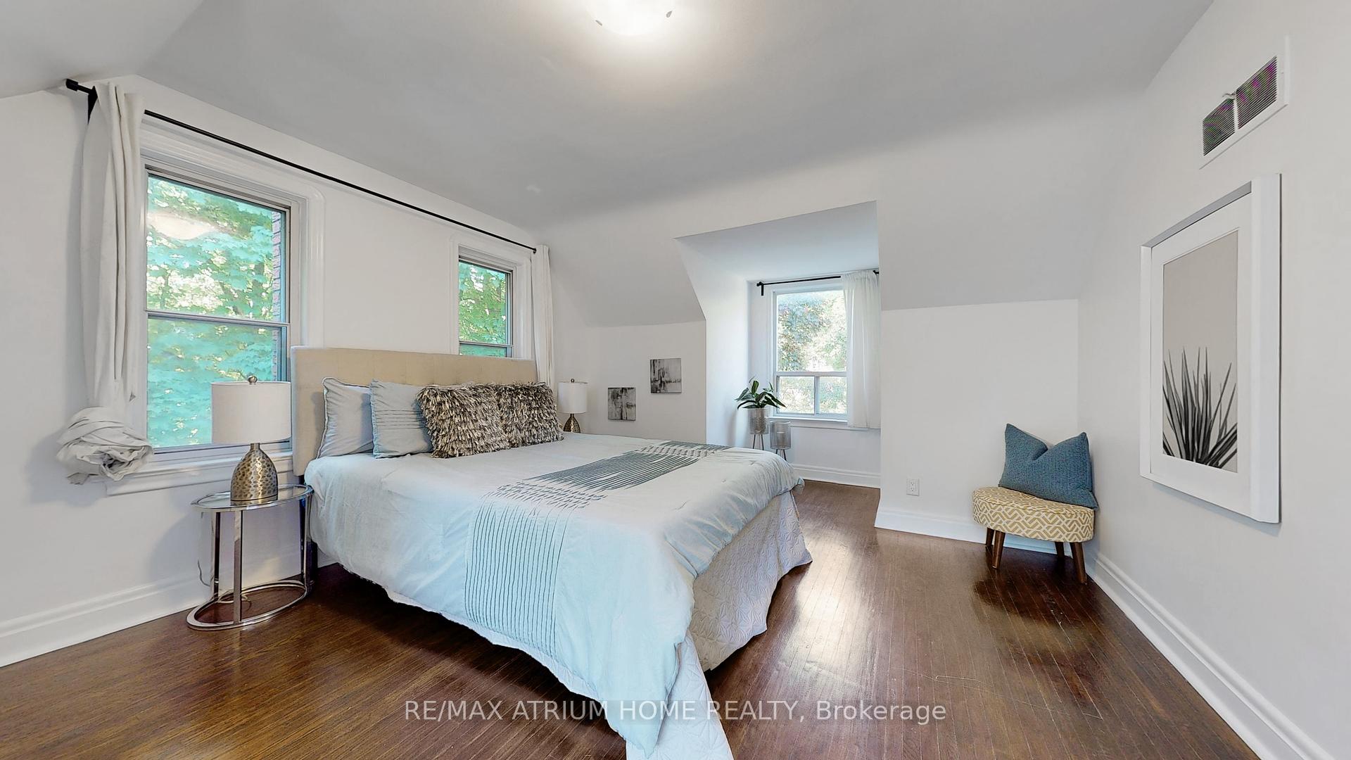 53 Pine Ridge Drive, Toronto