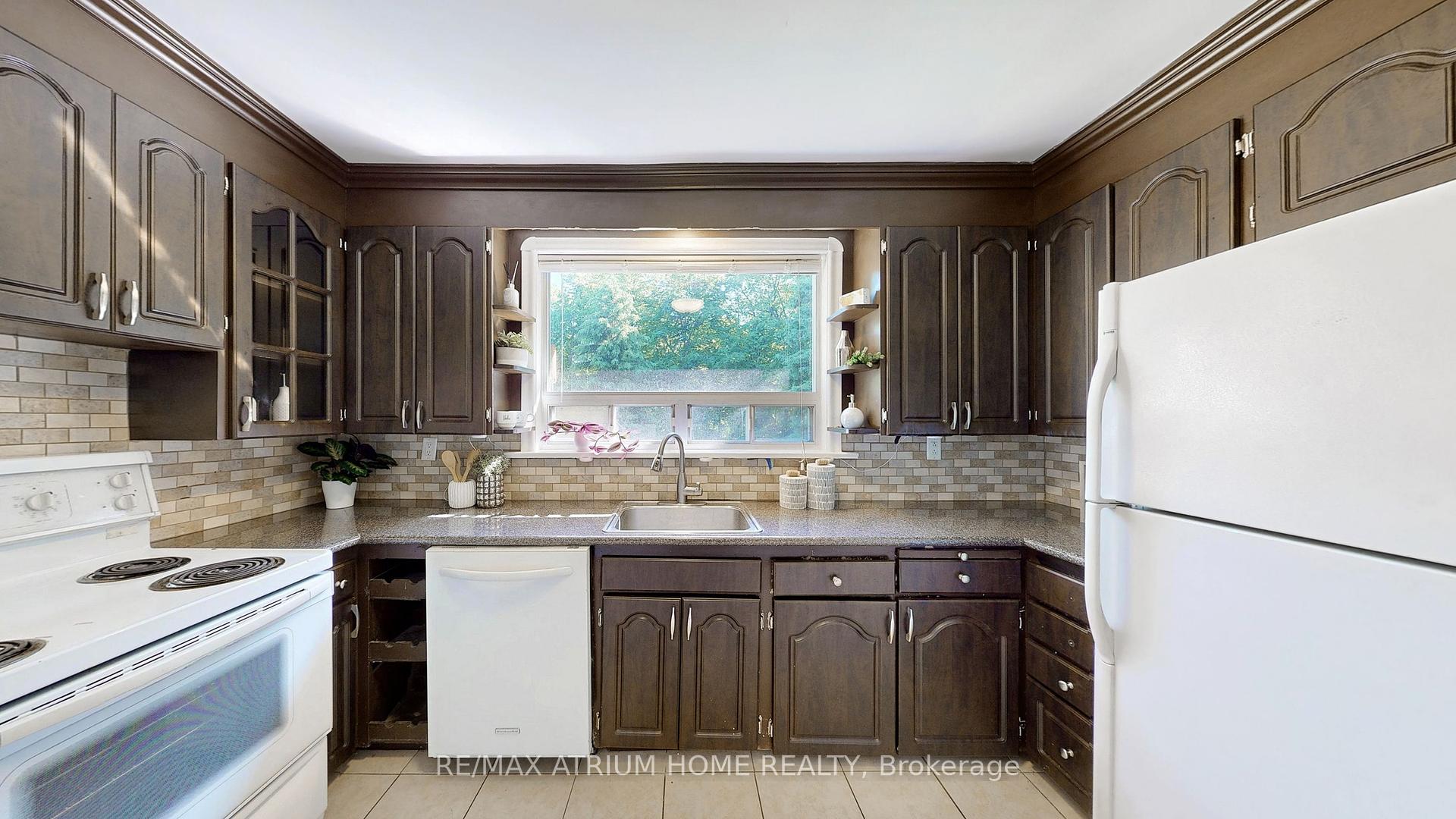 53 Pine Ridge Drive, Toronto