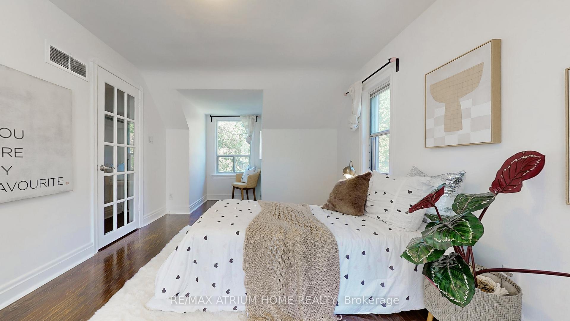 53 Pine Ridge Drive, Toronto