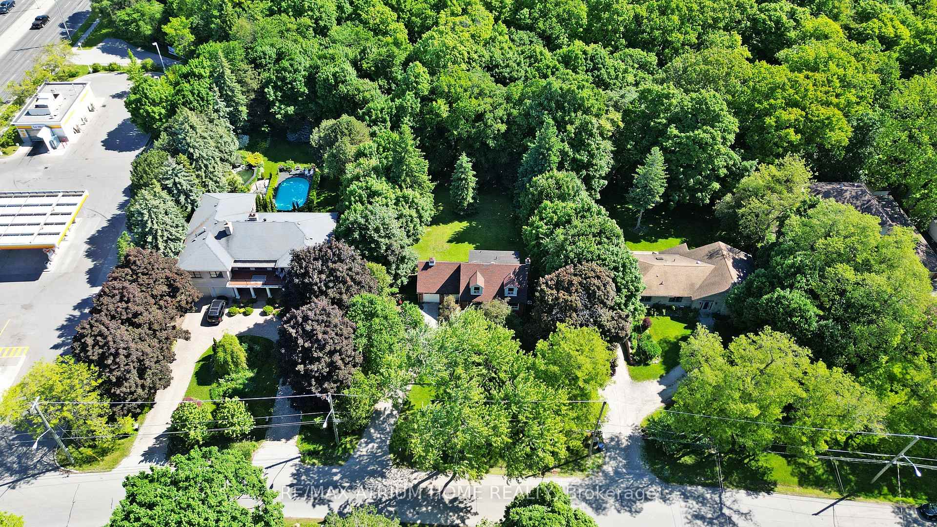 53 Pine Ridge Drive, Toronto