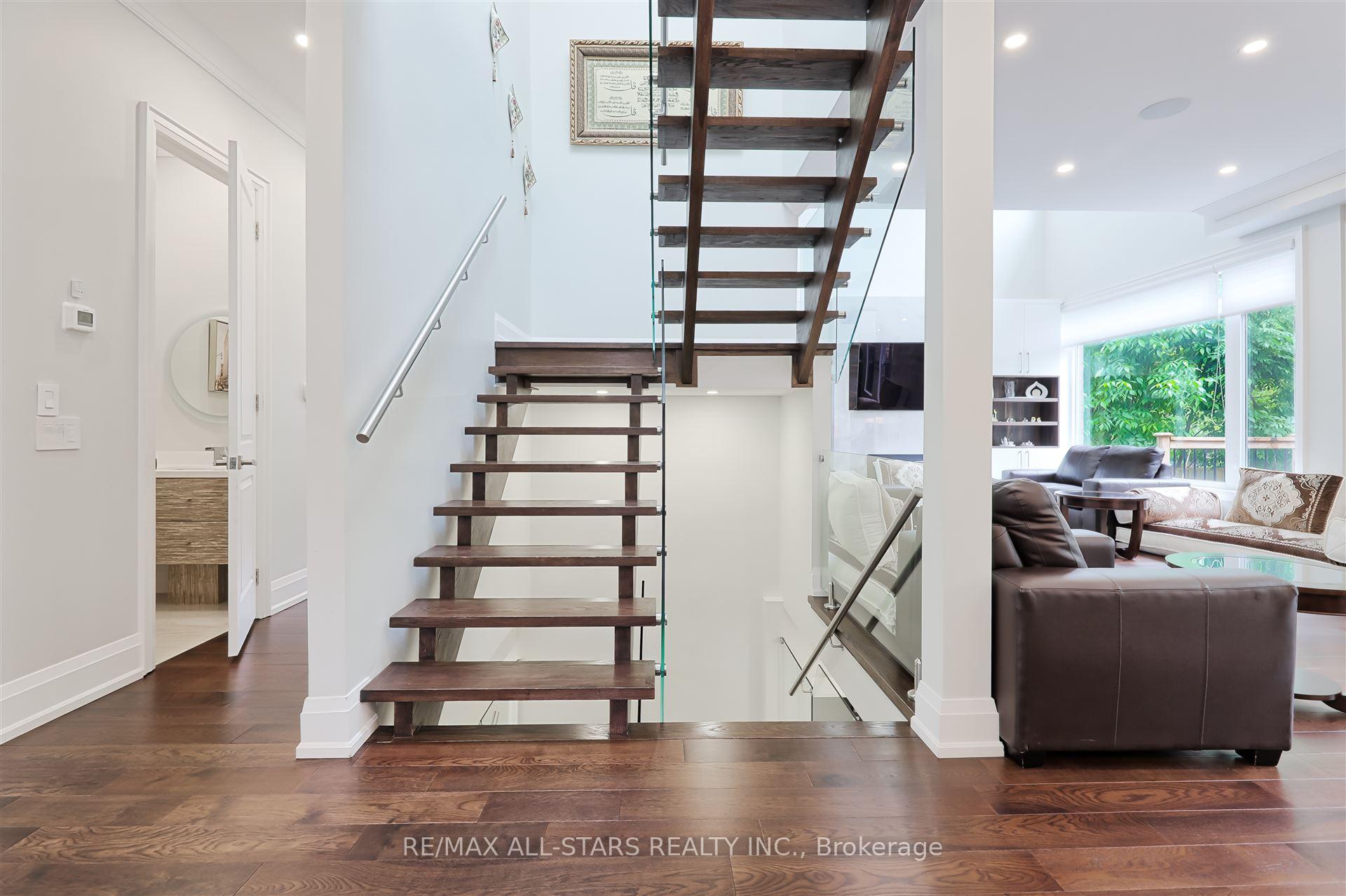 50 Eastville Avenue, Toronto